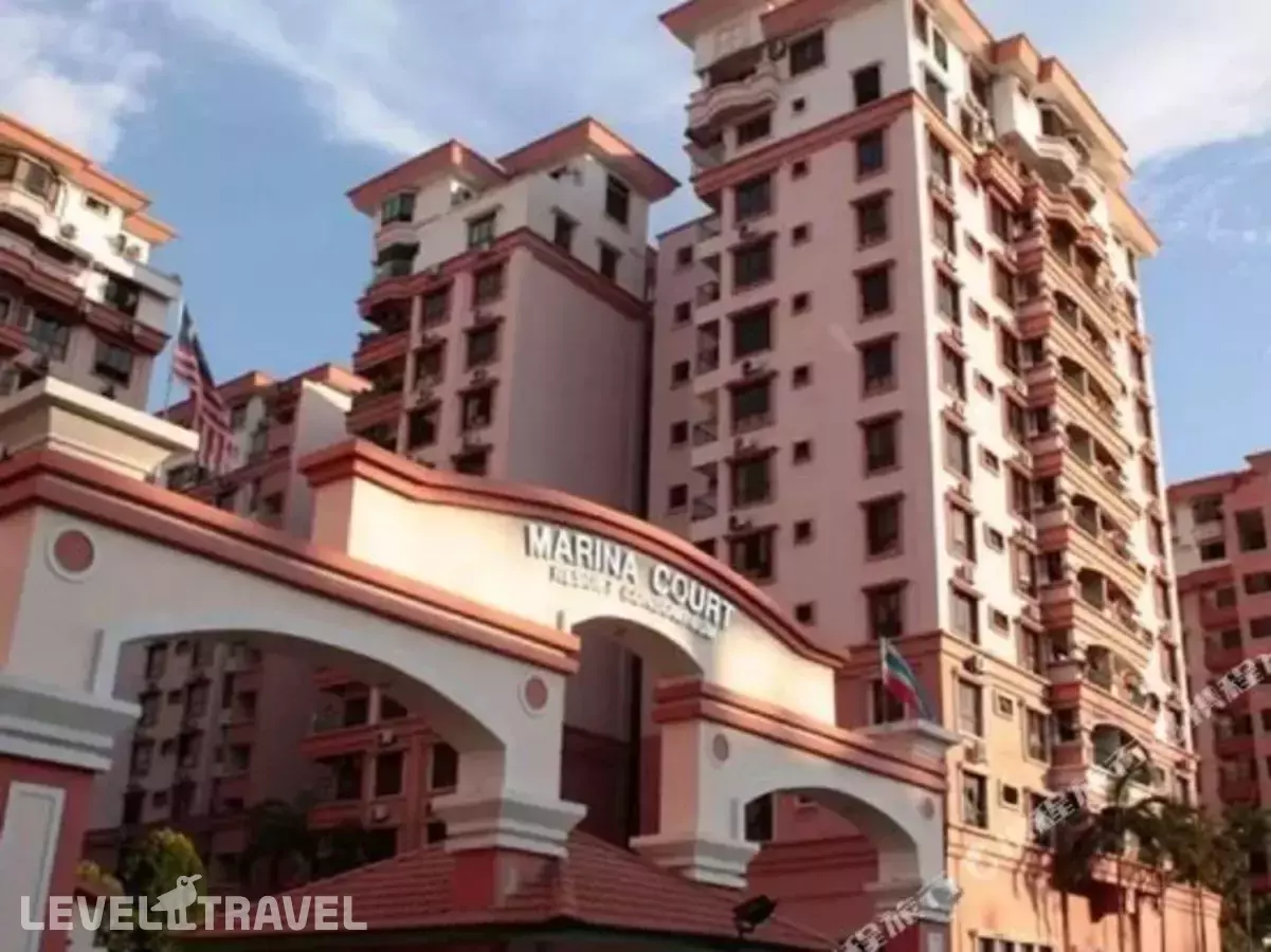 Marimari Marina Service Condo