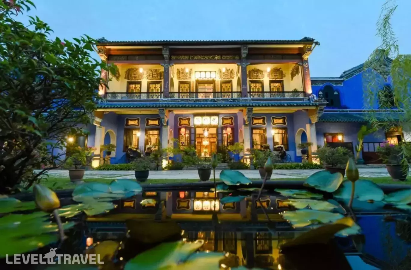 Cheong Fatt Tze - The Blue Mansion
