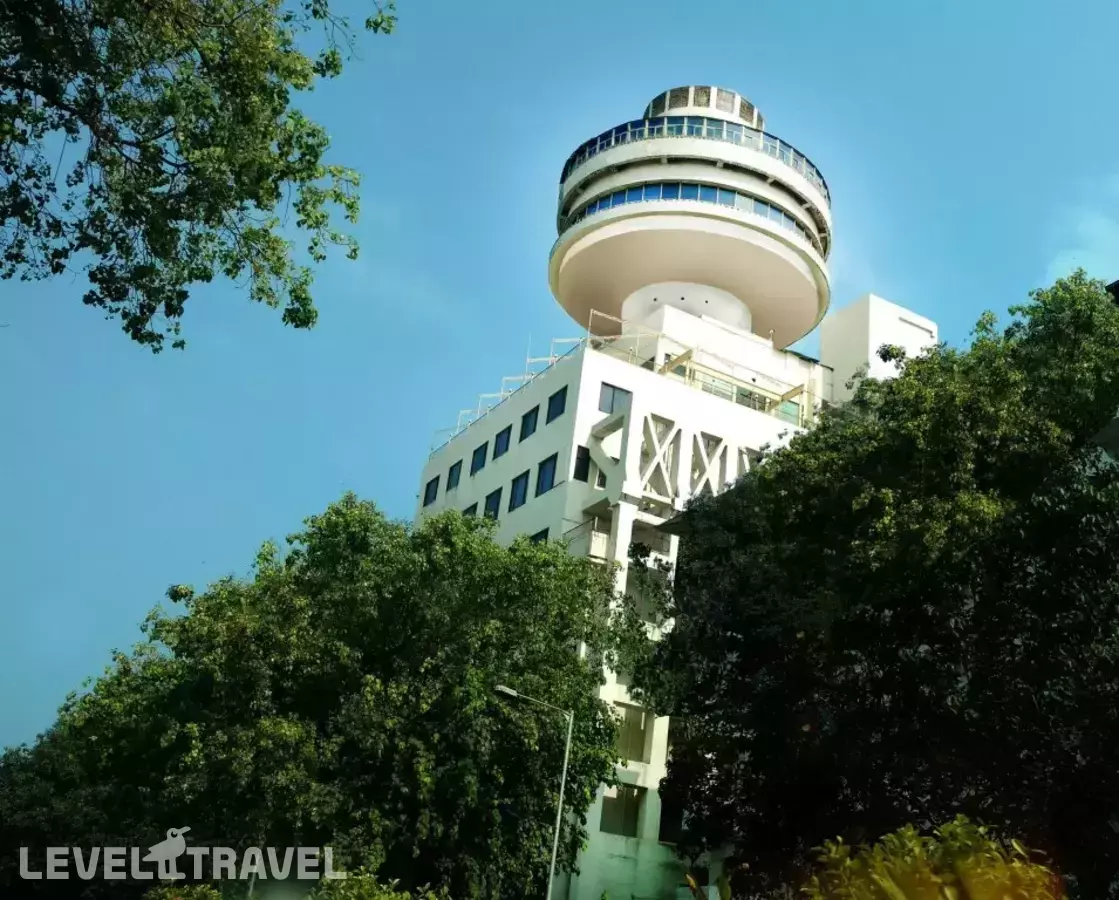 The Ambassador, Mumbai