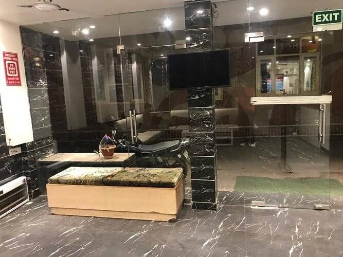 Adb Rooms Hotel Crystal Deluxe