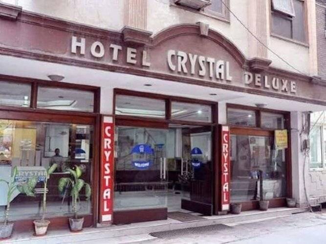 Adb Rooms Hotel Crystal Deluxe