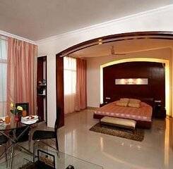 $item['hotel']['name']