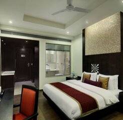 $item['hotel']['name']