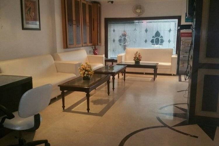 Treebo Trend Paras International