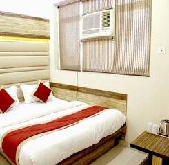 $item['hotel']['name']