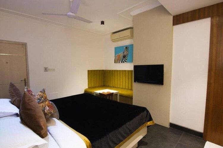 Hotel Sri Nanak Continental