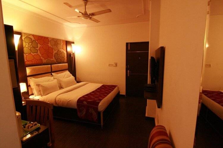 Hotel Sri Nanak Continental