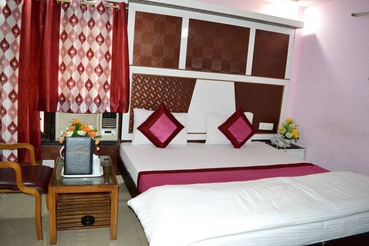 Hotel Su Shree Continental
