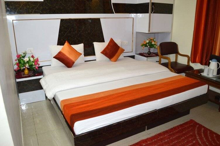 Hotel Su Shree Continental