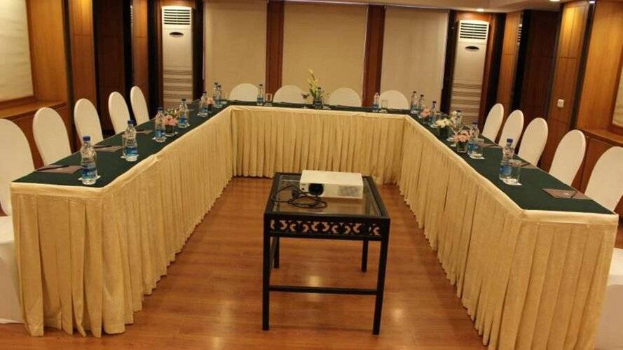 The Hans Hotel New Delhi