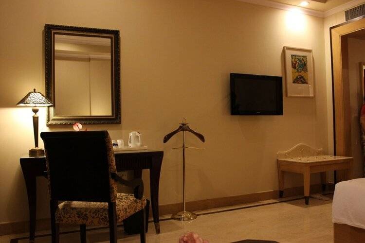 The Hans Hotel New Delhi