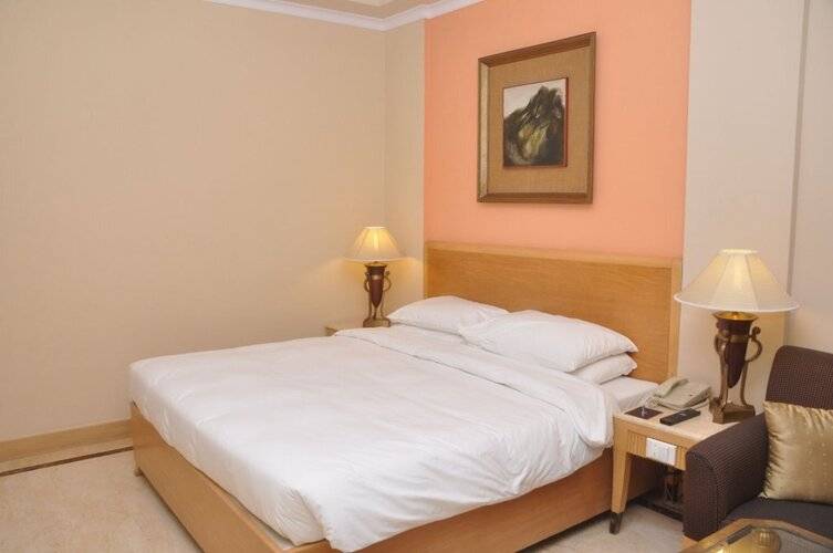The Hans Hotel New Delhi