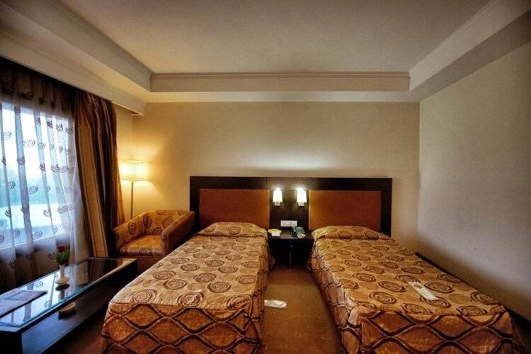 Centaur Hotel