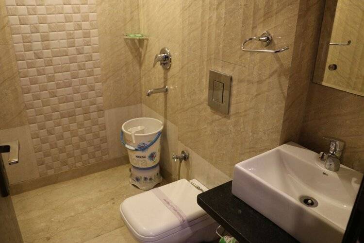Check In Room Main Bazar