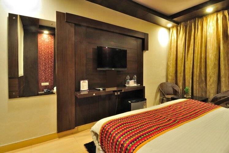 Check In Room Main Bazar