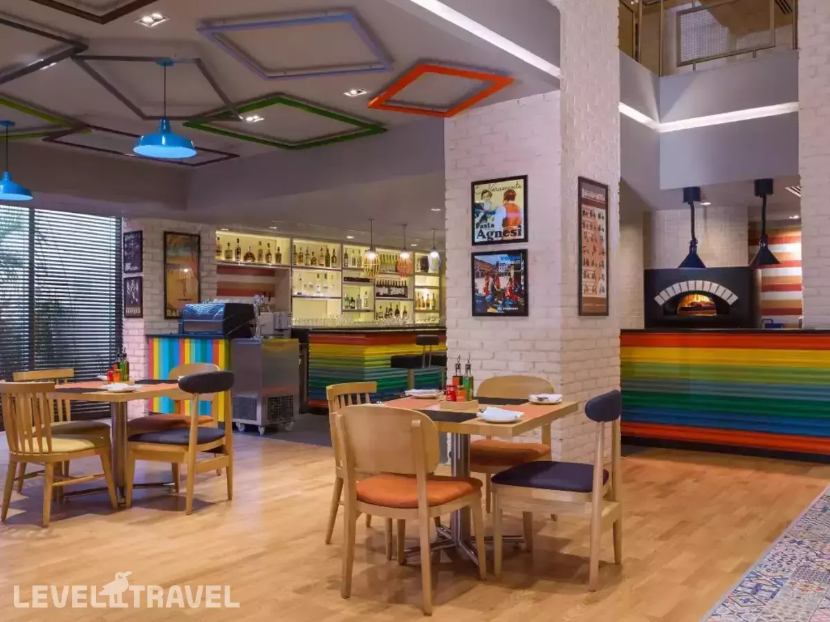 Holiday Inn New Delhi International Airport, An Ihg Hotel