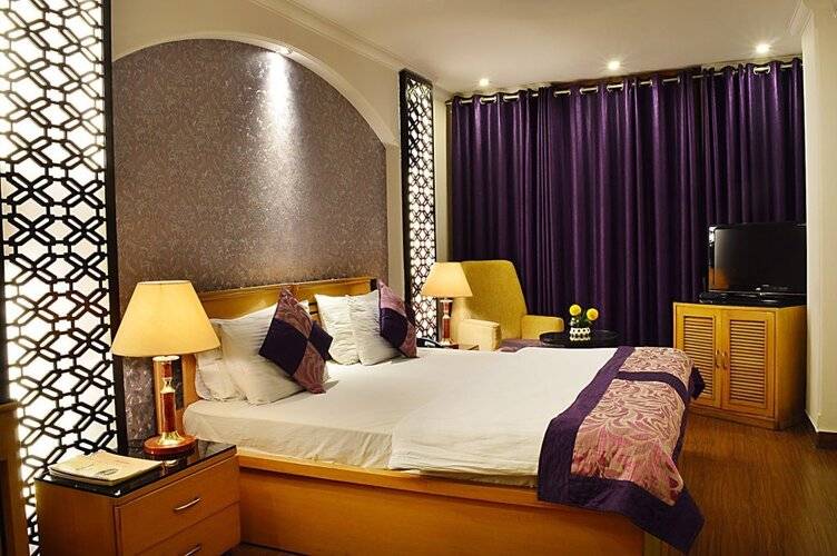 Hotel Emperor Palms At Karol Bagh