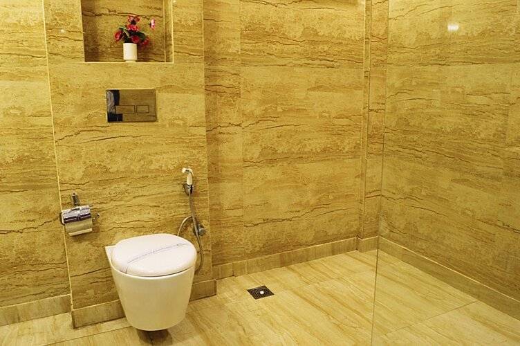 Hotel Emperor Palms At Karol Bagh