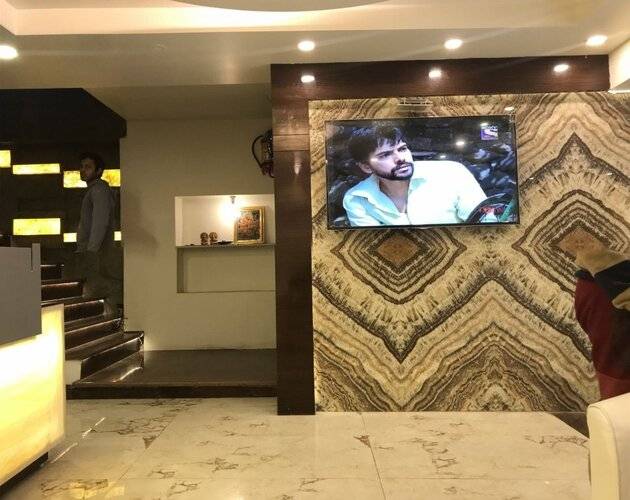 Hotel Gauranga Inn