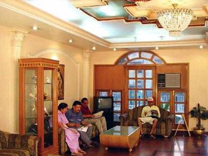 Hotel Pooja Palace