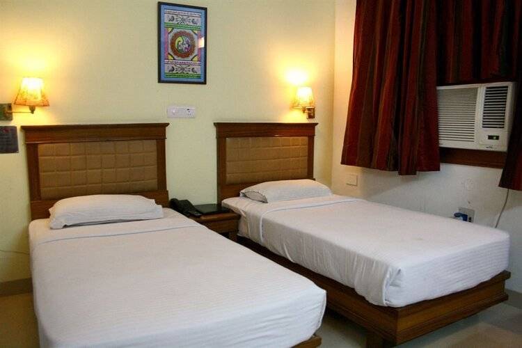 Hotel Pooja Palace