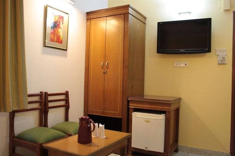 Hotel Pooja Palace