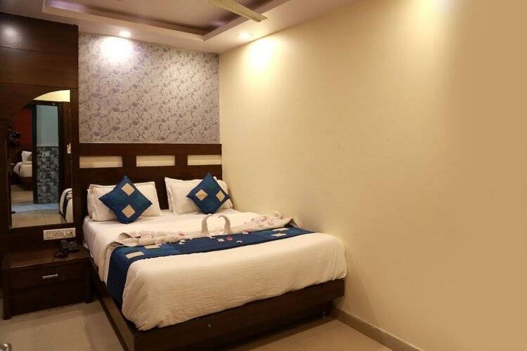 Hotel Shivam International