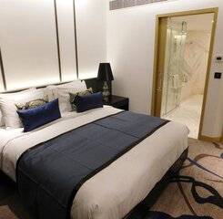 $item['hotel']['name']