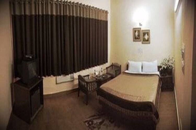 Airport Hotel