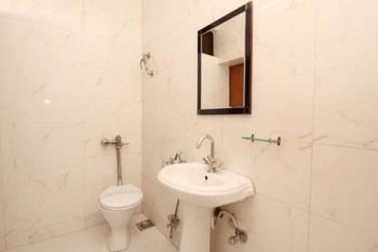 Airport Hotel