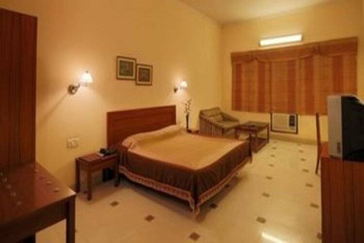 Airport Hotel