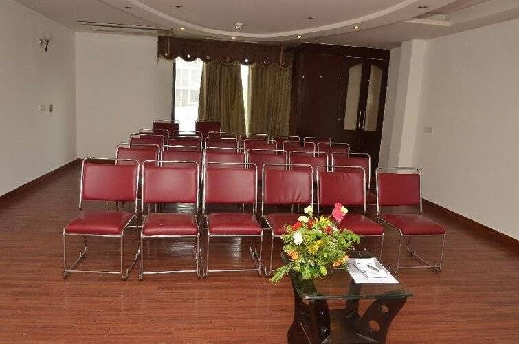 Airport Hotel Grand Delhi