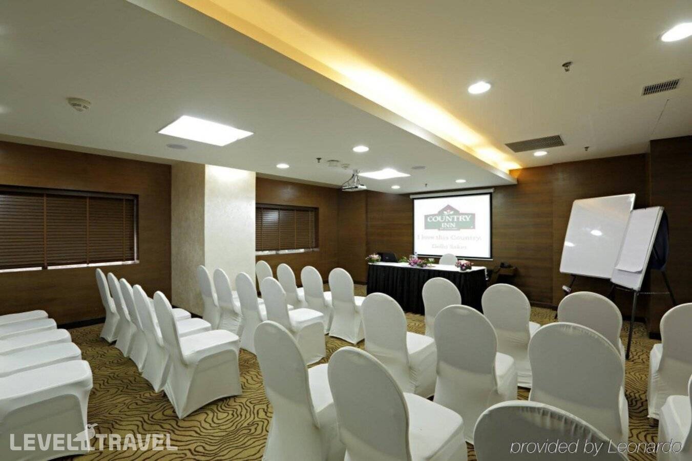 фотографии отеля Zone Connect Saket Delhi в Индия(Нью-Дели) - фото №26