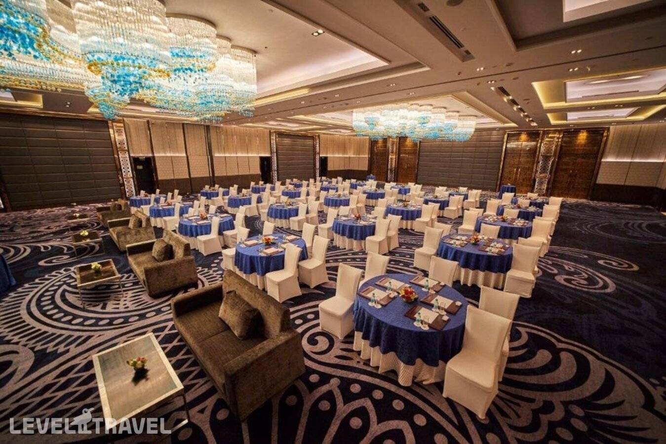 фотографии отеля Crowne Plaza New Delhi Rohini, An Ihg Hotel в Индия(Нью-Дели) - фото №12