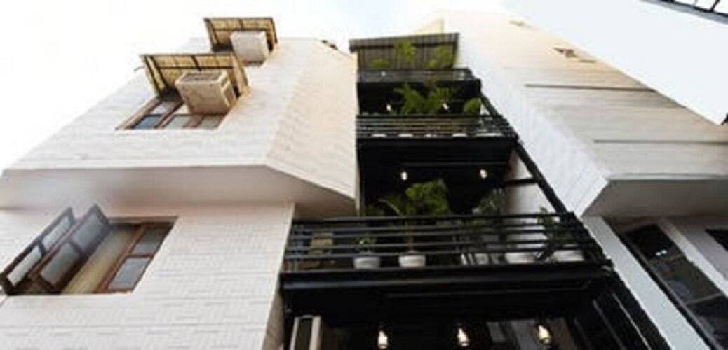 Gracious By Vishesh Hotels & Home Stay