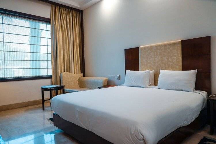 Hotel Airport Residency