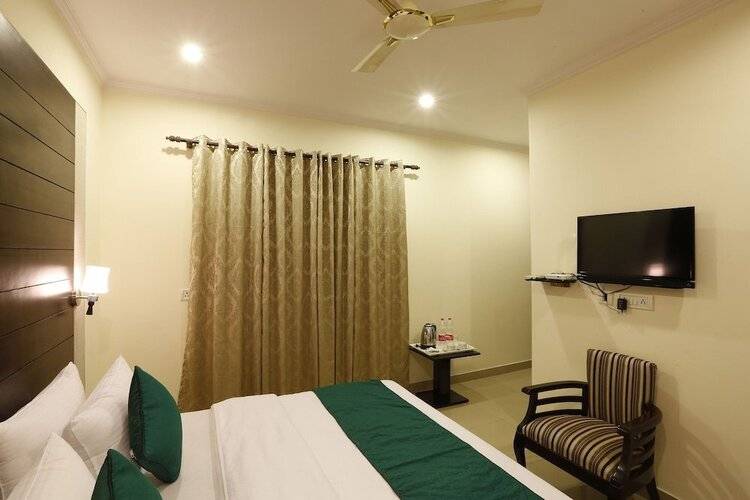 Hotel Chanakya Inn