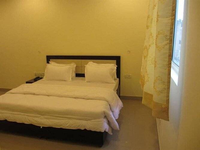Hotel Chanakya Inn