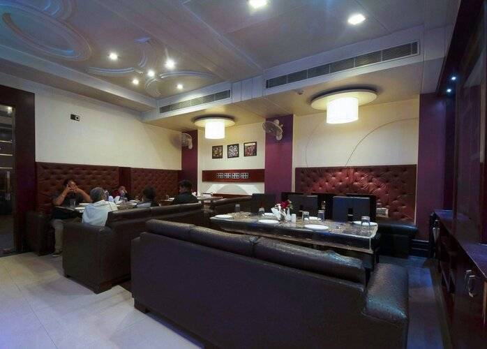 Hotel Delhi 37