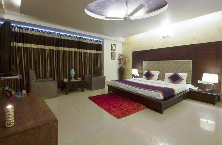 Hotel Delhi 37