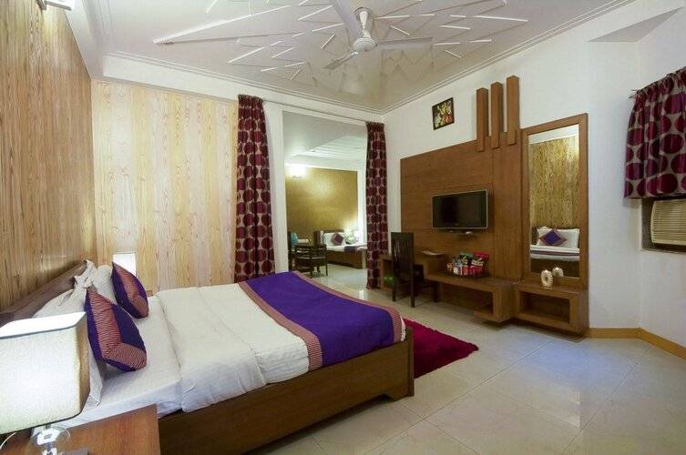 Hotel Delhi 37