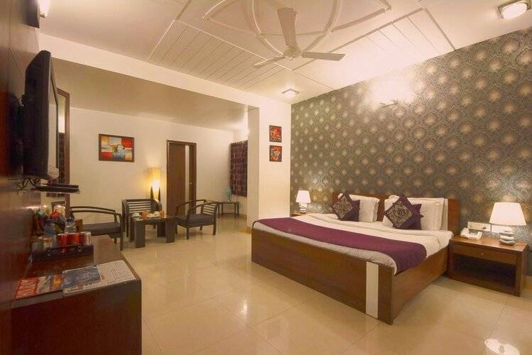 Hotel Delhi 37