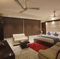 $item['hotel']['name']