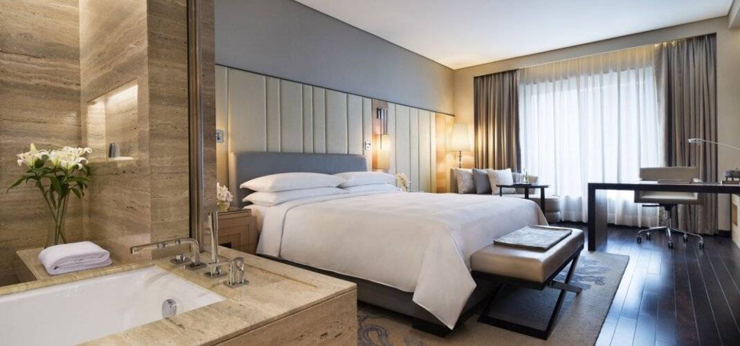 Jw Marriott Hotel New Delhi Aerocity