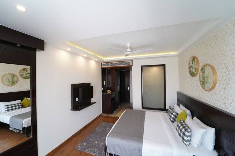 Rockland Hotel - C R Park