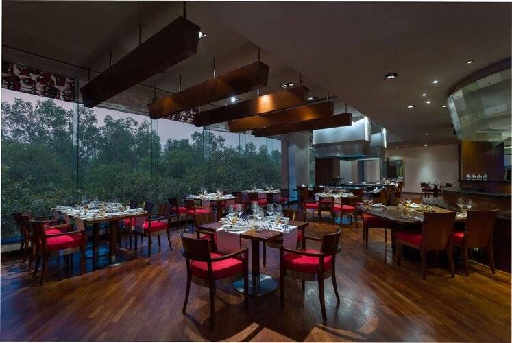 Sheraton New Delhi Hotel