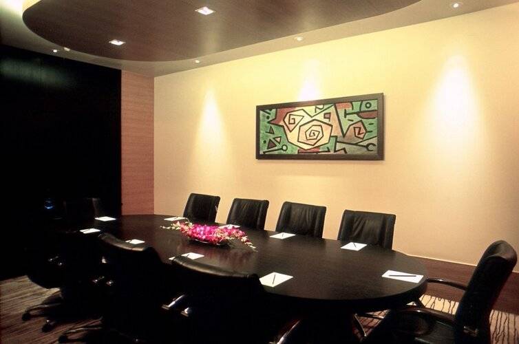 Svelte Hotel & Personal Suites
