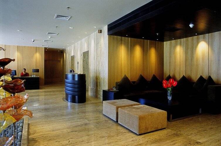 Svelte Hotel & Personal Suites
