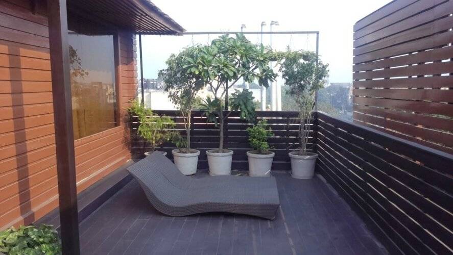 Udman South Delhi By Ferns N Petals
