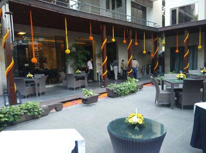 Udman South Delhi By Ferns N Petals